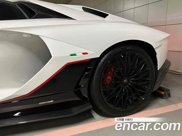 Lamborghini Aventador 2022 Жемчужный цвет из Кореи, фото 5