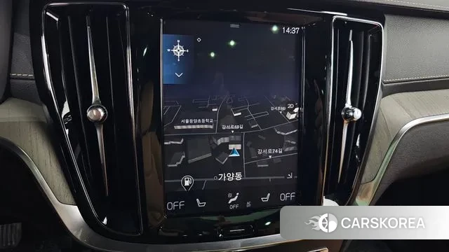 Volvo V60 Cross-Country 2nd Generation 2019 Белый из Кореи, фото 5