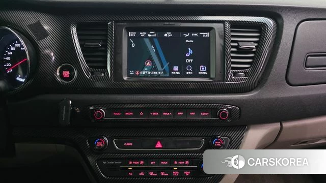 Kia The New Carnival 2019 Черный из Кореи, фото 5