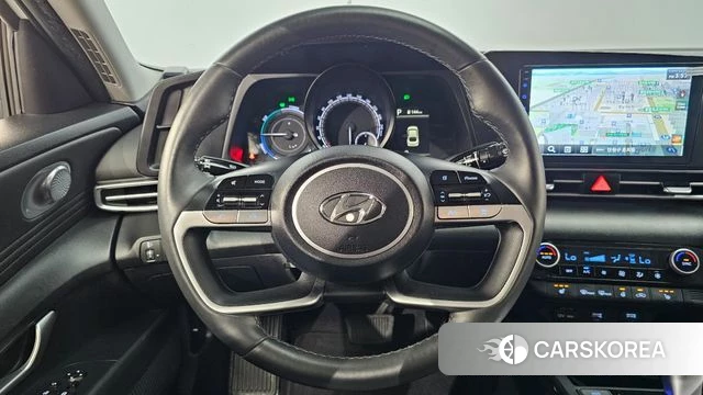 Hyundai Avante Hybrid (CN7) 2023 Белый из Кореи, фото 5