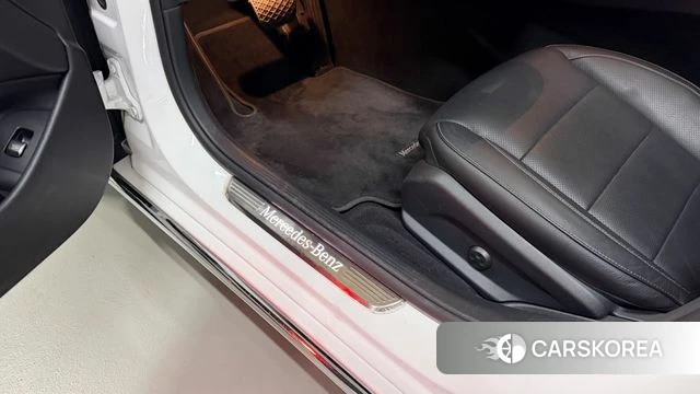 Mercedes-Benz E-Class W213 2023 Белый из Кореи, фото 5