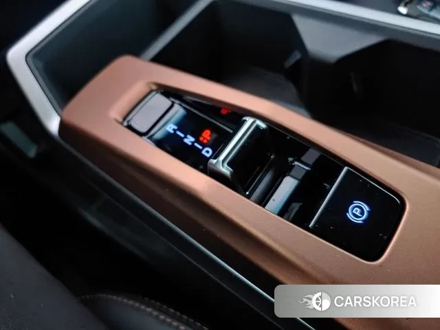 Ssangyong The New Torres 2024 Темно-зеленый из Кореи, фото 5