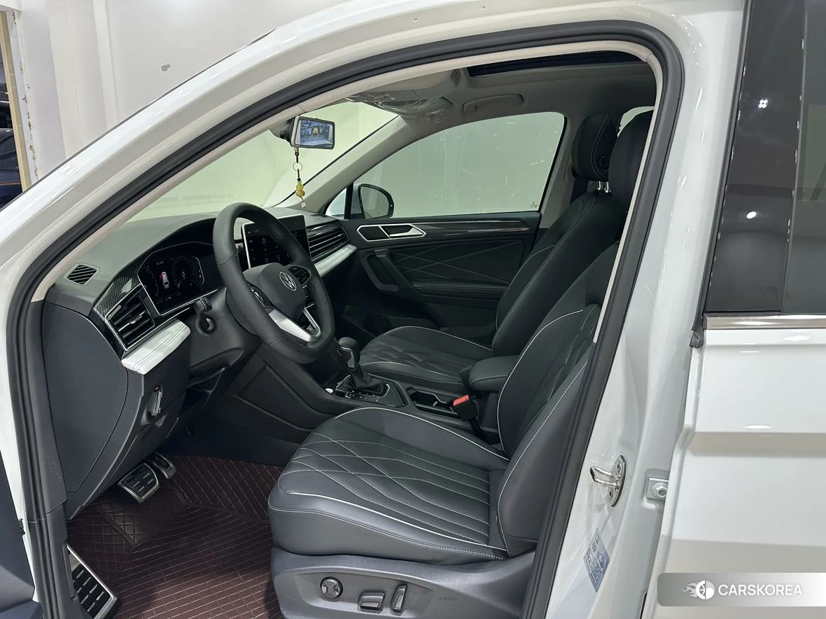 Volkswagen Tiguan L 2023 Белый из Китая, фото 5