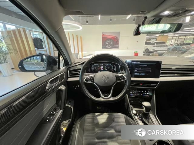 Volkswagen Tiguan X 2022 Серебристо-серый из Китая, фото 5