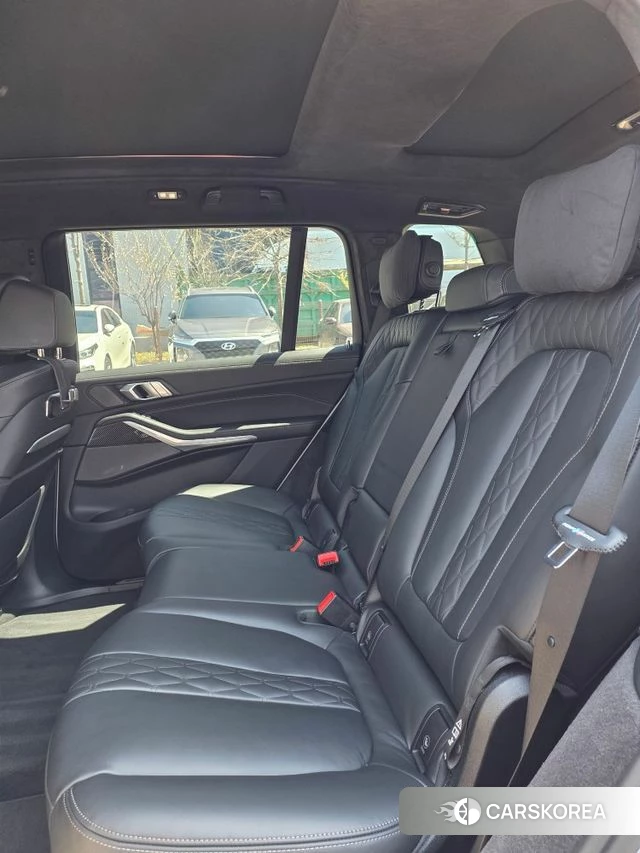 BMW X7 (G07) 2025 Белый из Кореи, фото 5