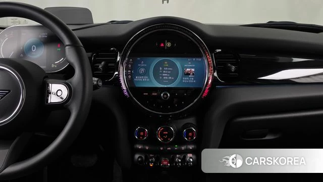 Mini Cooper 2023 Красный из Кореи, фото 5