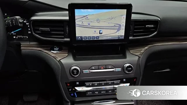 Ford Explorer 6th Generation 2020 Черный из Кореи, фото 5