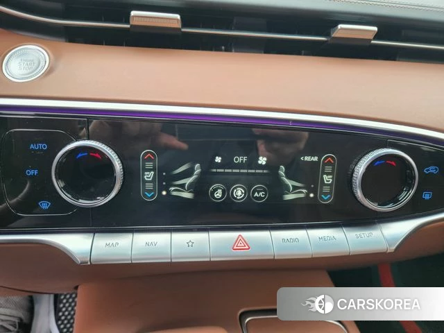 Genesis GV70 2021 Белый из Кореи, фото 5