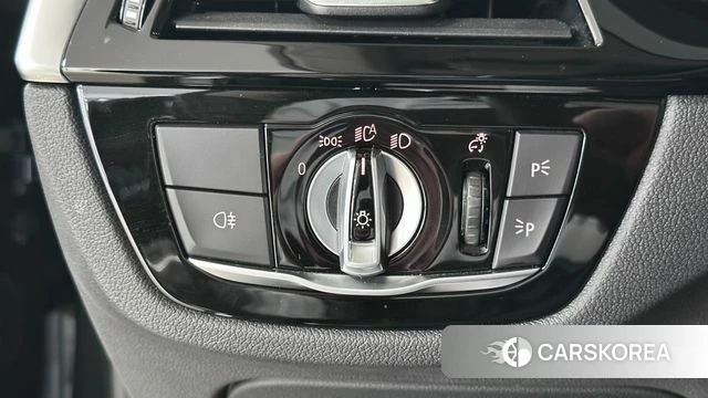 BMW 6 Series GT (G32) 2021 Черный из Кореи, фото 5