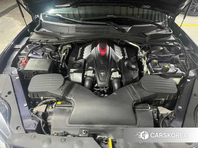 Maserati Quattroporte 2018 Синий из Кореи, фото 5