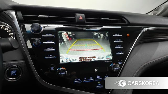 Toyota Camry (XV70) 2018 Серебряный из Кореи, фото 5