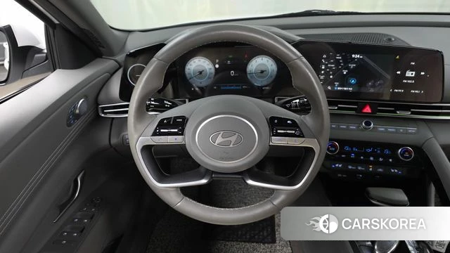 Hyundai The New Avante (CN7) 2023 Белый из Кореи, фото 5