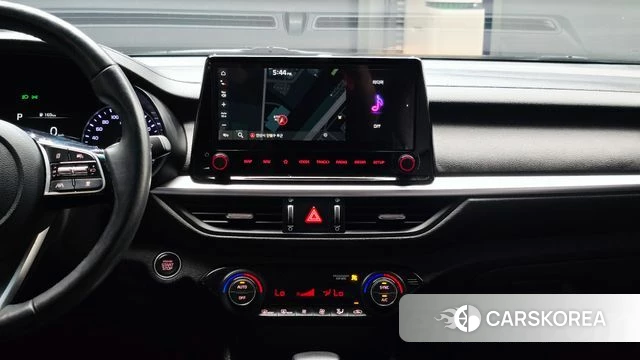 Kia The New K3 2nd generation 2022 Белый из Кореи, фото 5