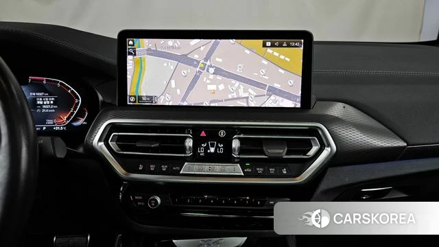 BMW X4 (G02) 2024 Белый из Кореи, фото 5