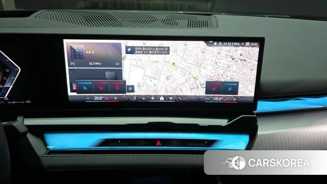 BMW 5 Series (G60) 2025 Серебристо-серый из Кореи, фото 5