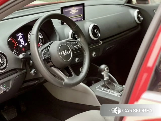 Audi A3 2020 Красный из Китая, фото 5