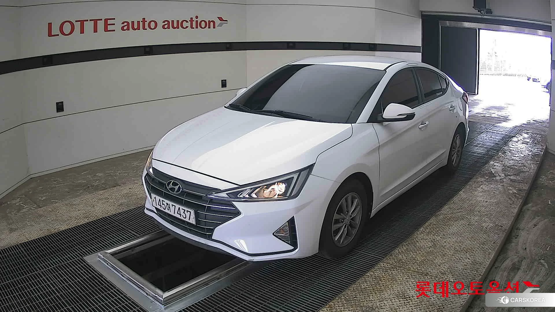 Hyundai Avante 2020 Polar White из Кореи, фото 5