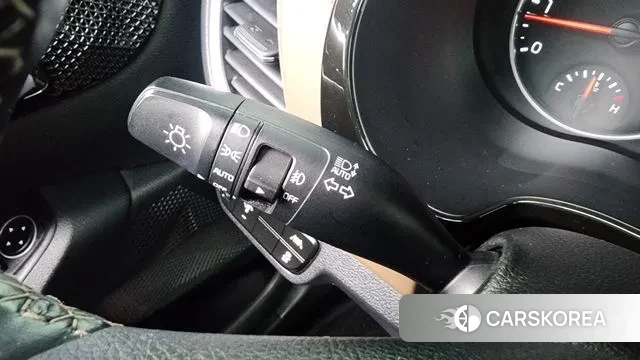 Kia Seltos 2019 Белый из Кореи, фото 5