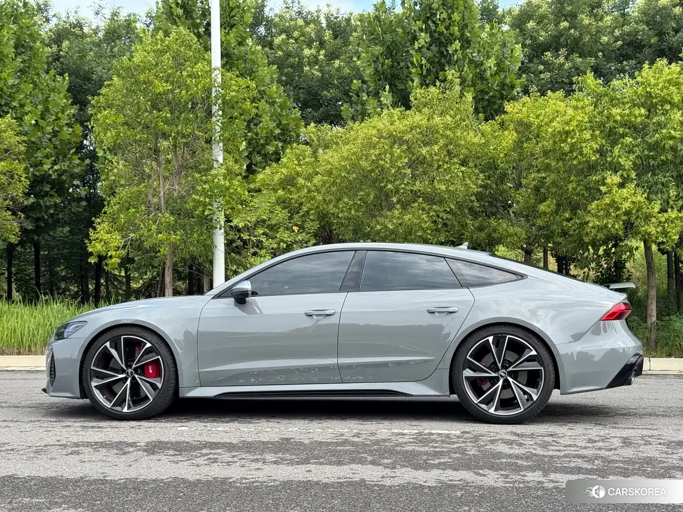 Audi RS 7 2021 Silver/gray из Китая, фото 5