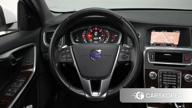 Volvo S60 2018 Белый из Кореи, фото 5