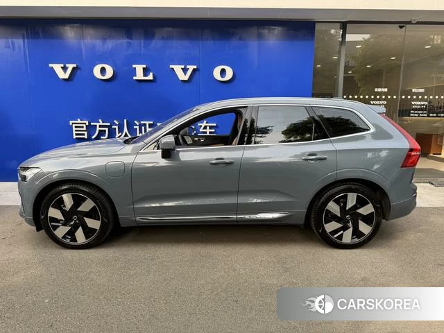 Volvo XC60 PHEV 2024 Темно-серый из Китая, фото 5