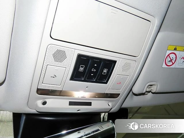 Land Rover Discovery 5 2019 Серый из Кореи, фото 5