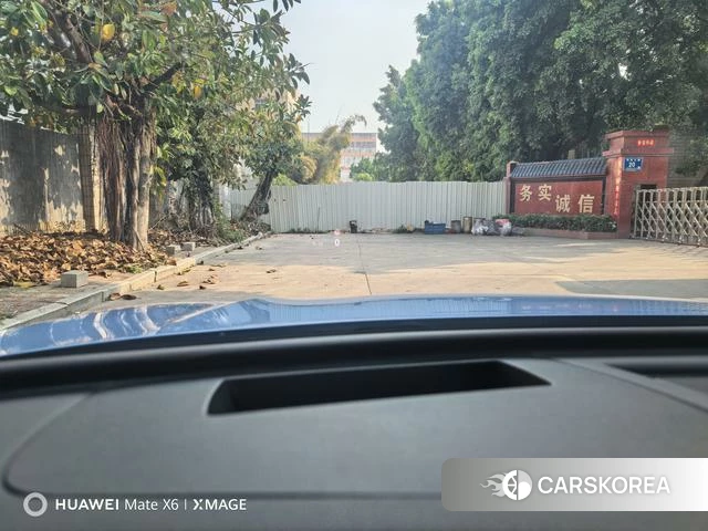 Volkswagen Tiguan L 2024 Синий из Китая, фото 5