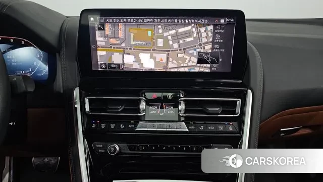 BMW 8 Series (G15) 2023 Белый из Кореи, фото 5