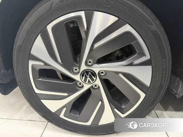 Volkswagen Bora 2023 Белый из Китая, фото 5