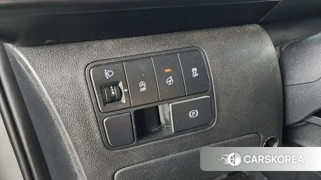 Hyundai Staria 2022 Серебряный из Кореи, фото 5