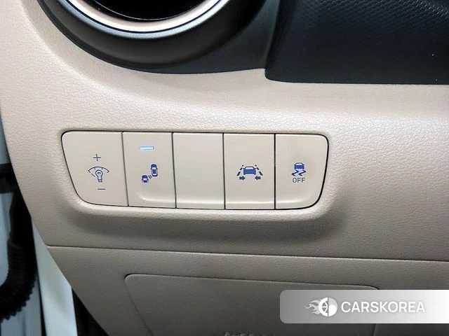 Hyundai Kona 2019 Белый из Кореи, фото 5