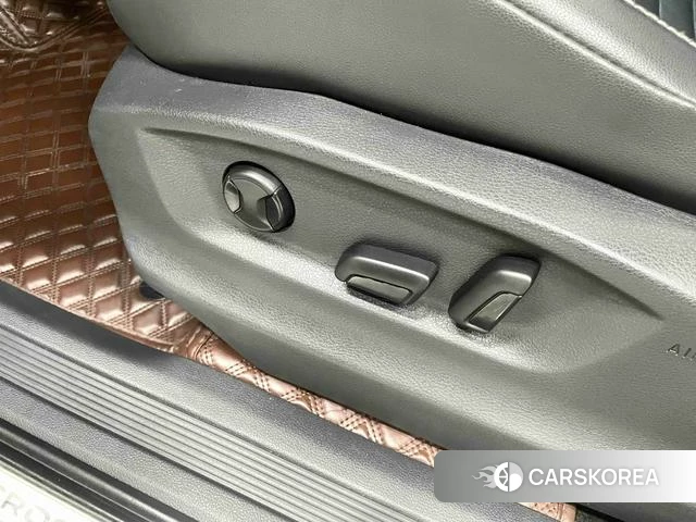 Volkswagen Touran L 2022 Белый из Китая, фото 5