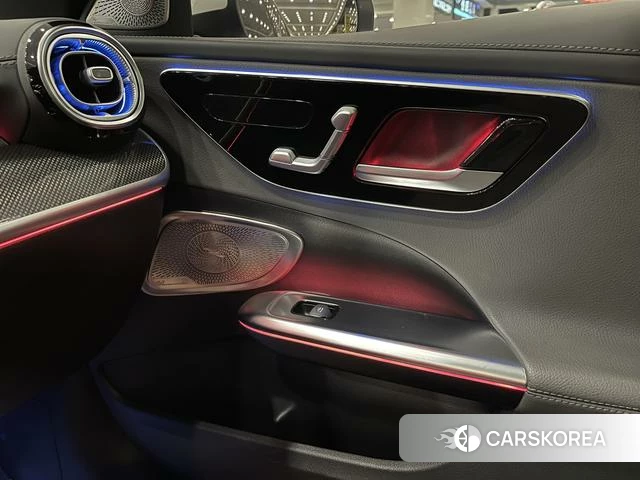 Mercedes-Benz Class C 2024 Белый из Китая, фото 5