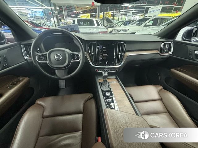Volvo S60 2021 Синий из Китая, фото 5