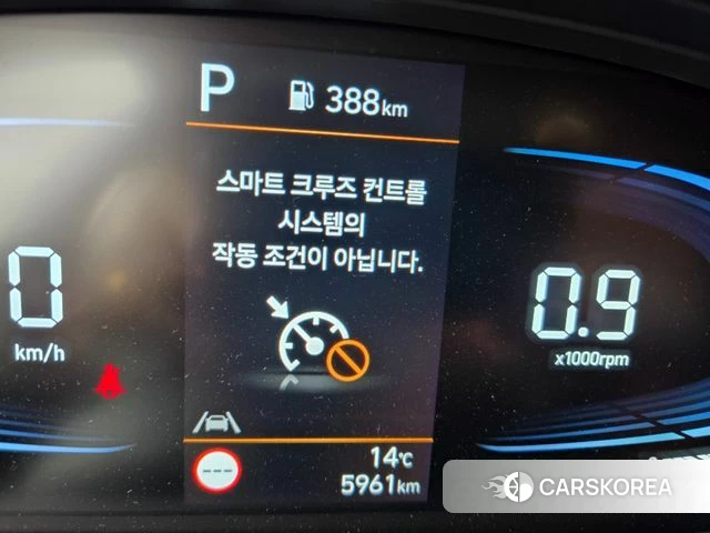 Hyundai Venue 2025 Серебристо-серый из Кореи, фото 5