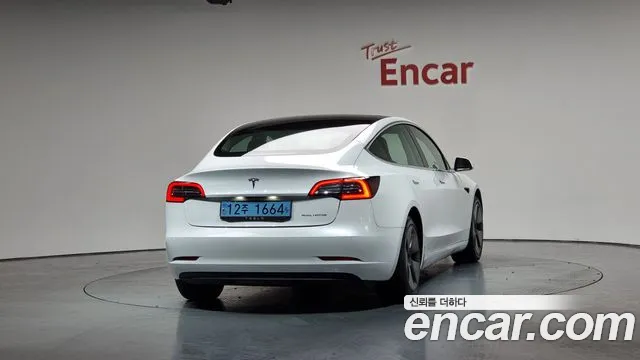 Tesla Model 3 2020 Белый из Кореи, фото 5