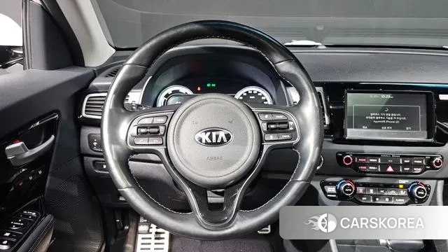 Kia Niro 2018 Белый из Кореи, фото 5