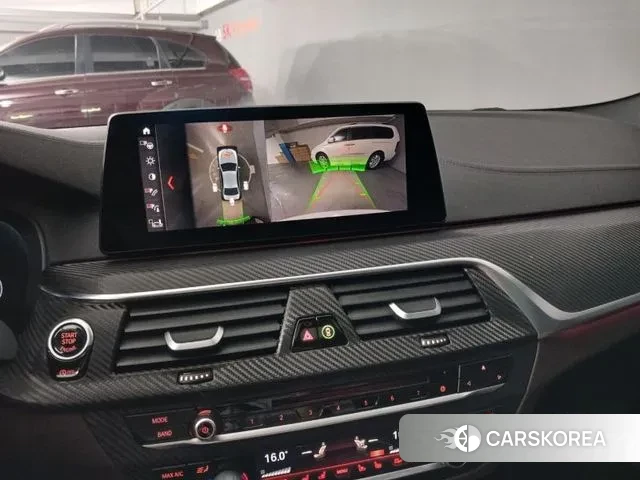 BMW 5 Series (G30) 2019 Белый из Кореи, фото 5