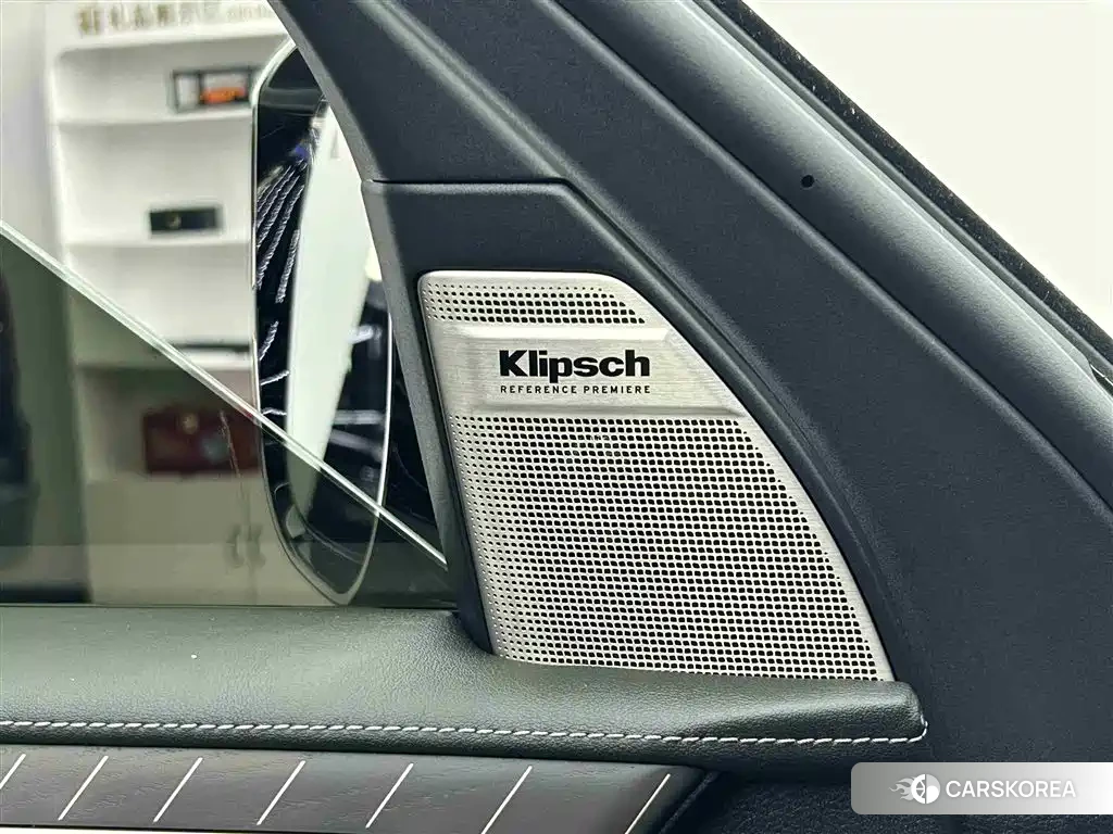 Infiniti QX80 2025 Черный из Китая, фото 5