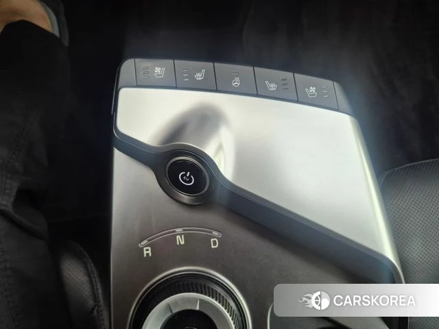 Kia EV6 2023 Серый из Кореи, фото 5
