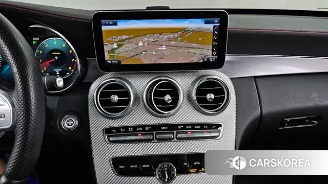 Mercedes-Benz C-Class W205 2019 Белый из Кореи, фото 5