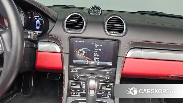 Porsche 718 Boxster 2021 Серебристо-серый из Кореи, фото 5