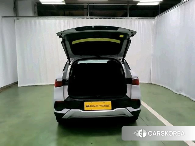 BYD Yuan PLUS 2023 Белый из Китая, фото 5