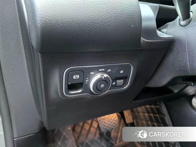 Mercedes-Benz GLB 2022 Темно-серый из Китая, фото 5