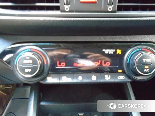 Kia The New K3 2nd generation 2021 Белый из Кореи, фото 5