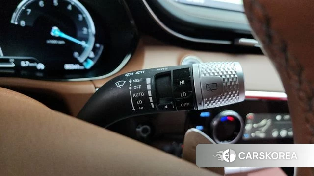 Genesis GV70 2022 Темно-зеленый из Кореи, фото 5