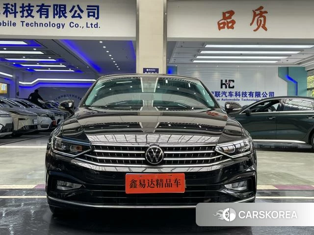 Volkswagen Magotan 2024 Черный из Китая, фото 5