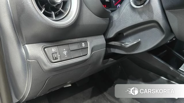 Kia The New K3 2nd generation 2023 Белый из Кореи, фото 5