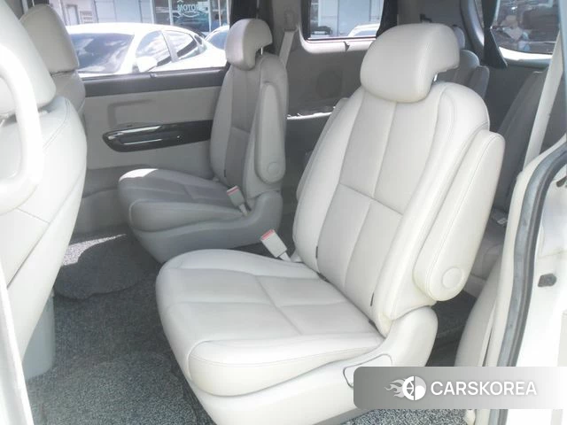 Kia The New Carnival 2018 Белый из Кореи, фото 5