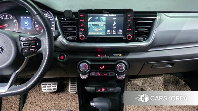 Kia Stonic 2019 Белый из Кореи, фото 5